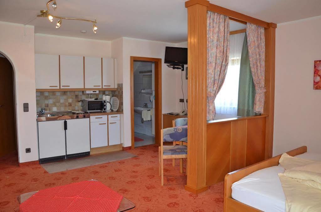 Gaestehaus Goetz Drobollach am Faakersee Εξωτερικό φωτογραφία
